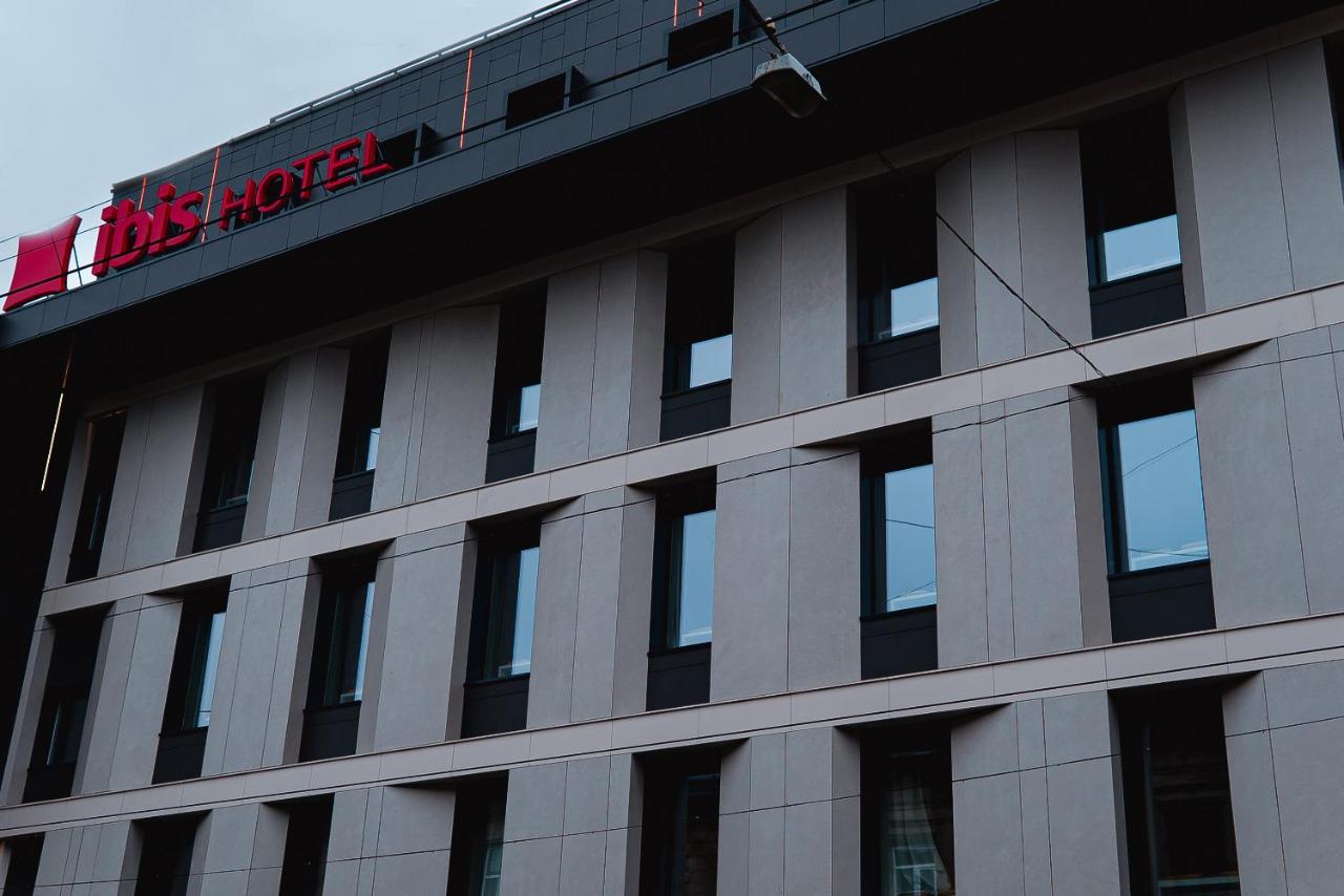 Готель Ibis Lviv Center Екстер'єр фото