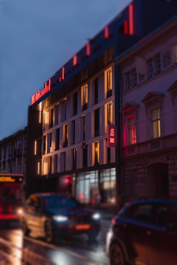 Готель Ibis Lviv Center Екстер'єр фото