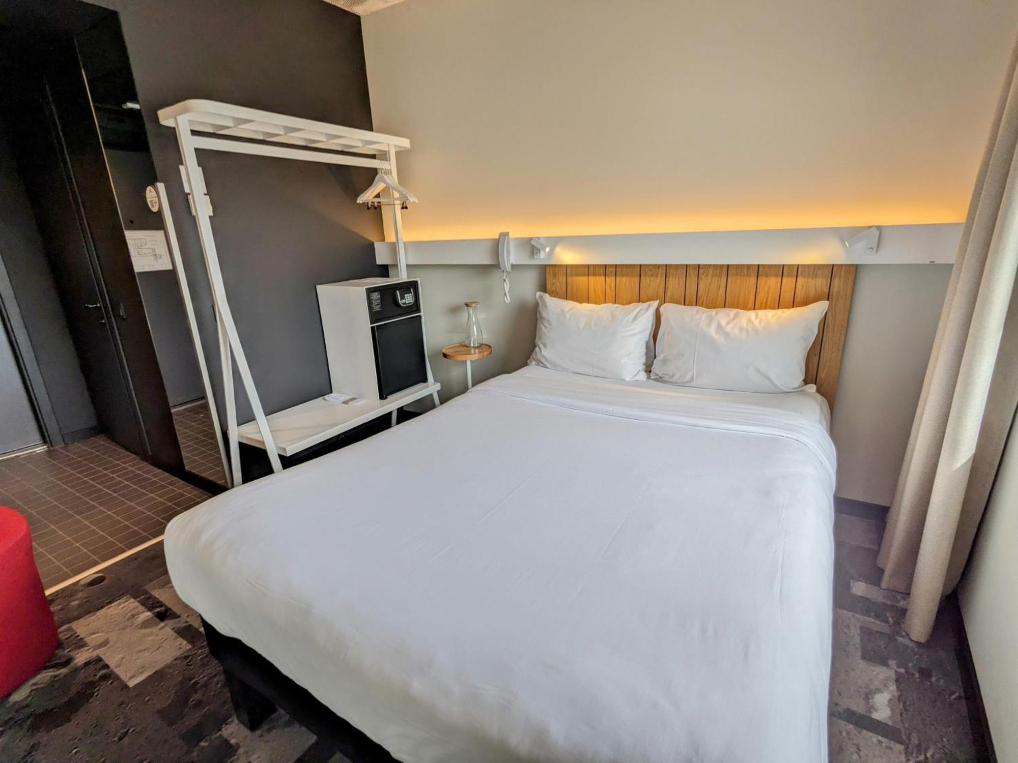 Готель Ibis Lviv Center Екстер'єр фото